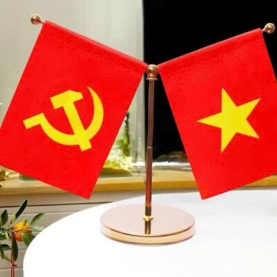 in cờ để bàn, in cờ cầm tay, làm cờ cổ vũ Thanh Hóa